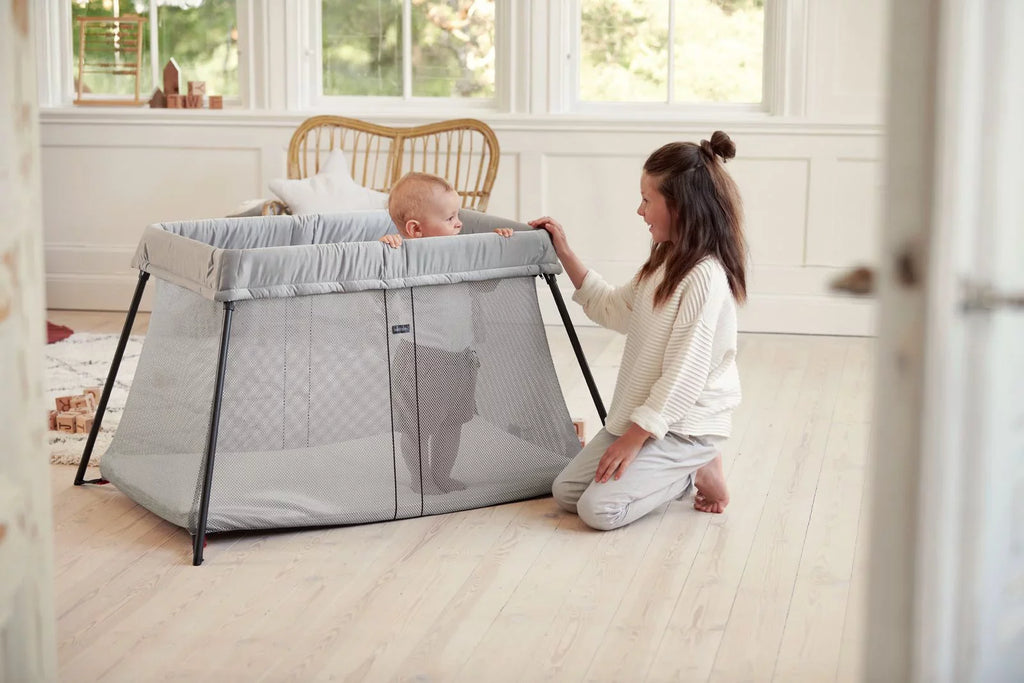 Silver Bundle and Pack Fitted Sheet Light Crib BabyBjorn Travel