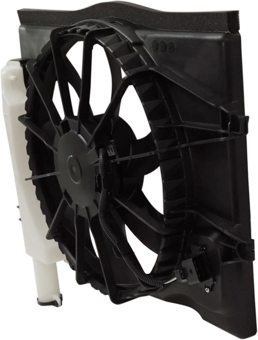 Kona Hyundai Assembly with Fan Compatible Radiator 2018-2021 Cooling