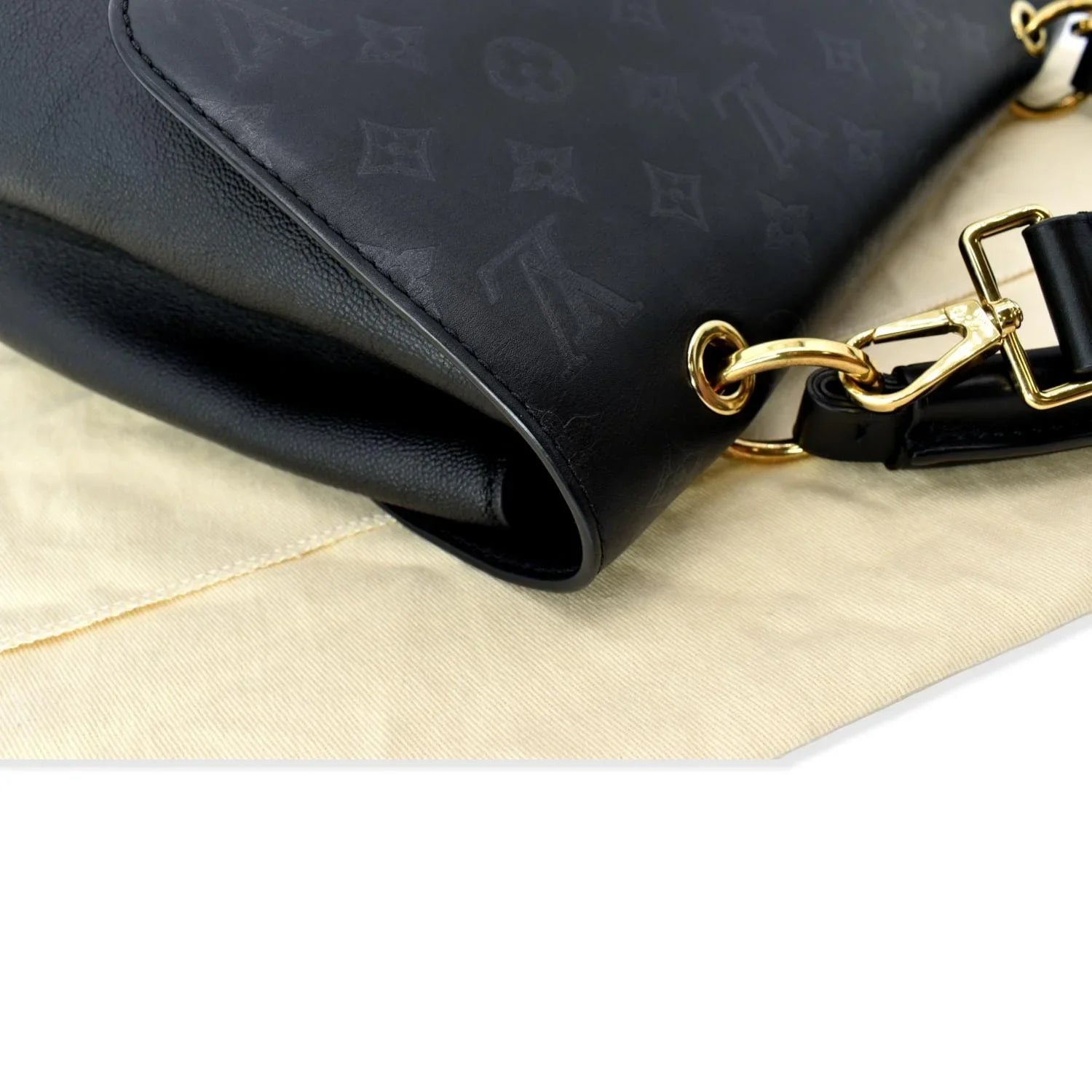 One Black Shoulder Bag Very Leather Handle Pre-owned Monogram
