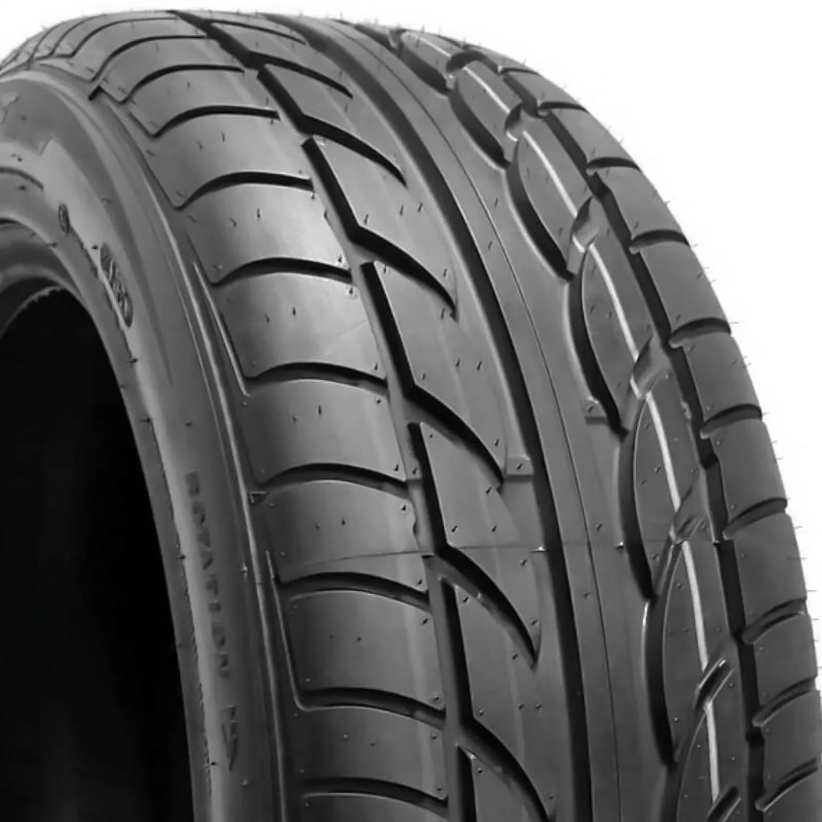 868 - Achilles 175/65R14 Tire 82H All-Season