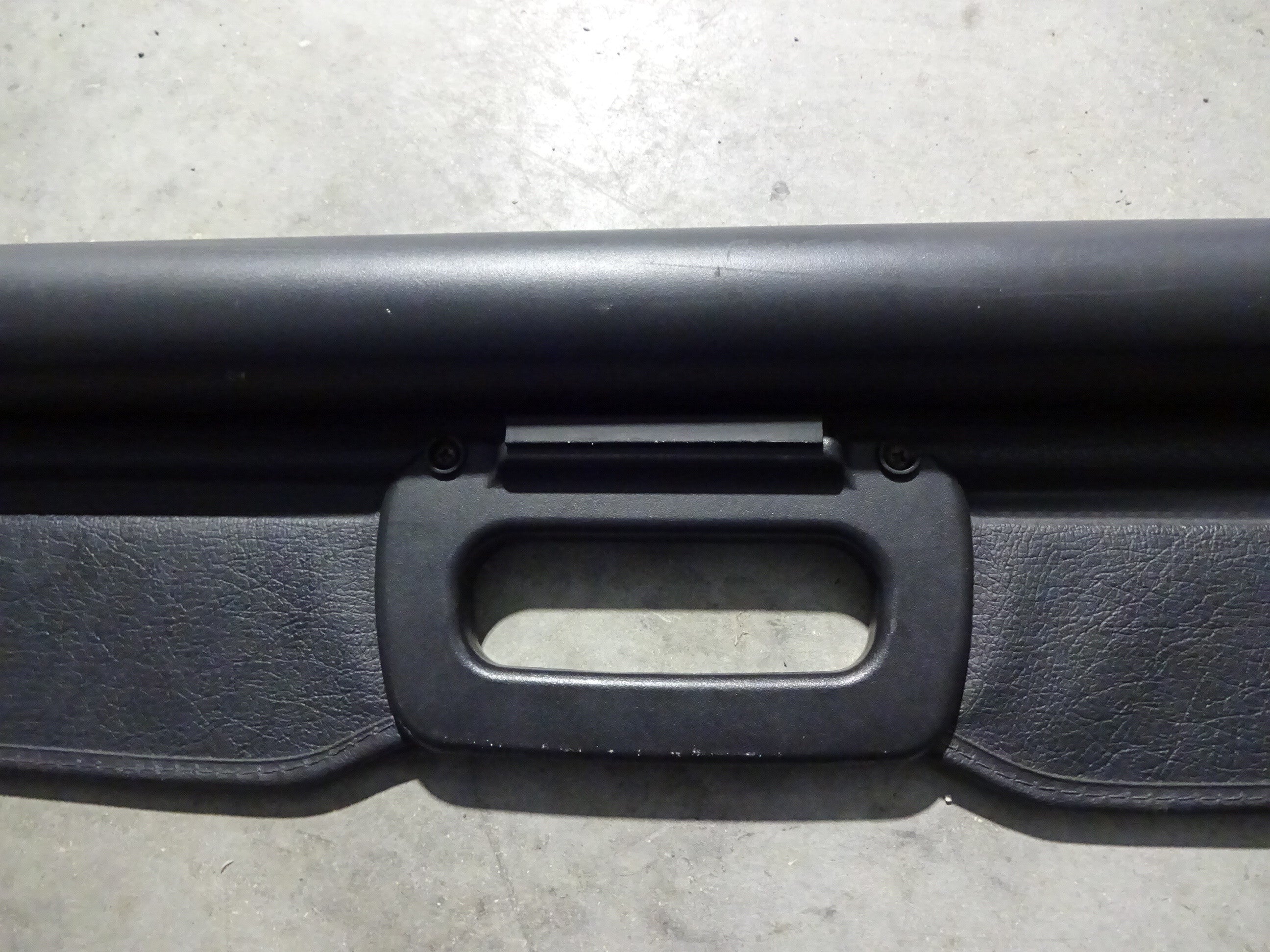 Black Pre-Owned Grand Cover (Good) Jeep Cherokee 2009 OEM Cargo Rear